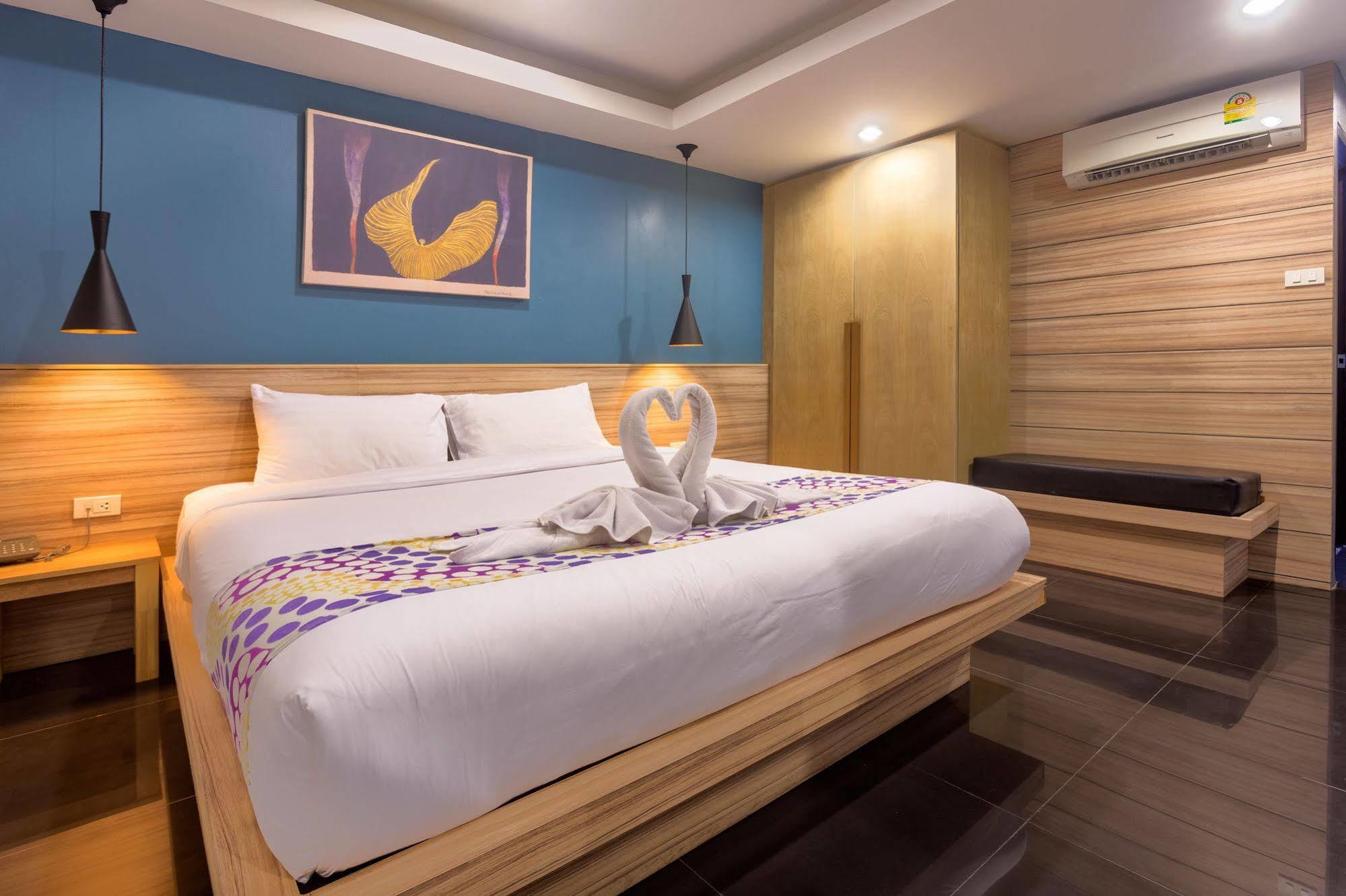 Hotel Memory Patong - Sha Certified Extérieur photo