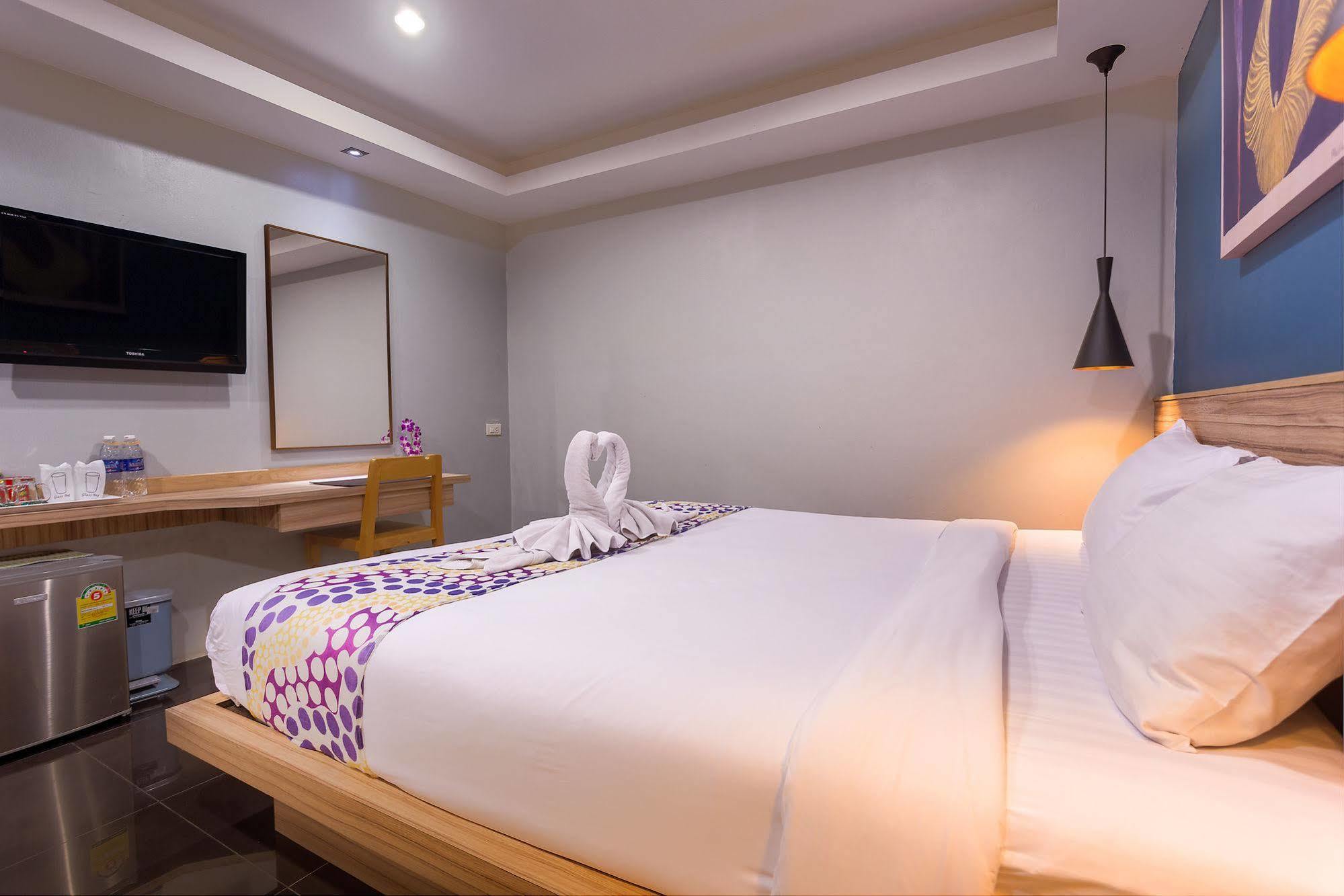 Hotel Memory Patong - Sha Certified Extérieur photo