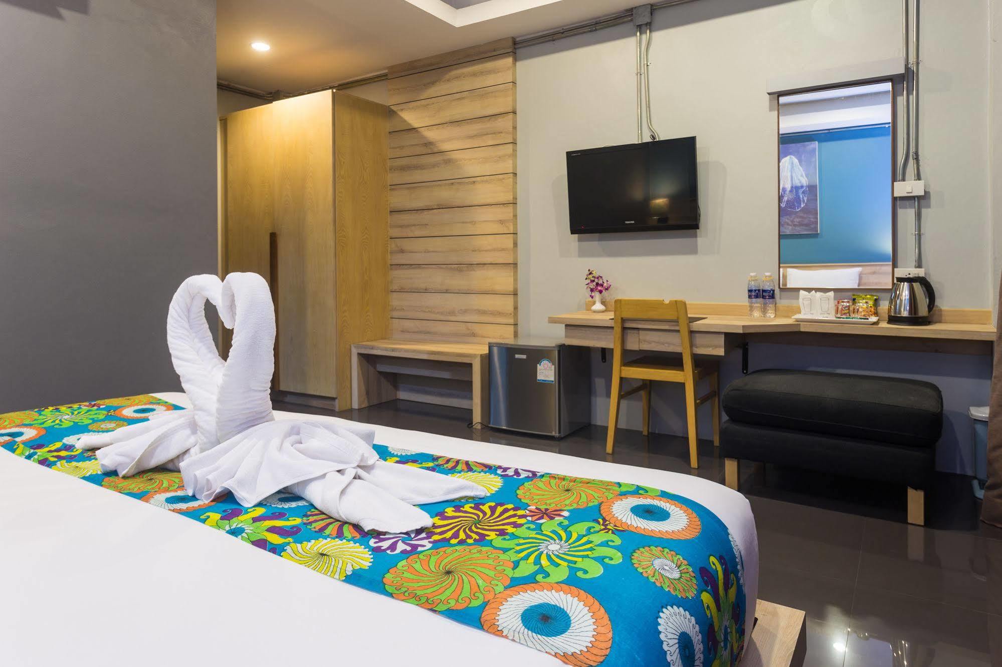 Hotel Memory Patong - Sha Certified Extérieur photo
